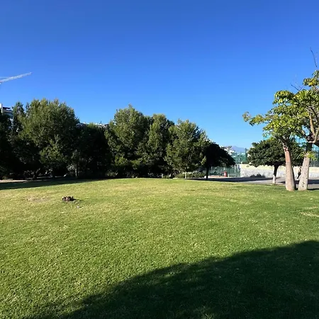 900m From The In With A Pool 아파트 *