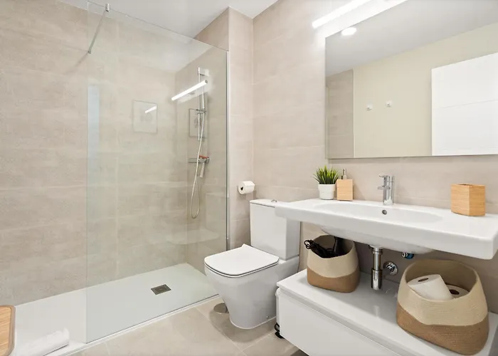 900m From The In With A Pool * Estepona