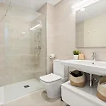 900m From The In With A Pool * אסטפונה